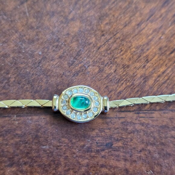 Christian Dior Bracelet Green Cabochon Crystal Gold Plated SIGNED VINTAGE Pretty - Picture 3 of 16
